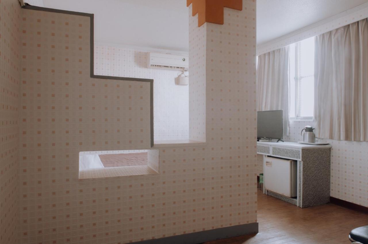 Tong Hsin Hotel Pingtung Ngoại thất bức ảnh