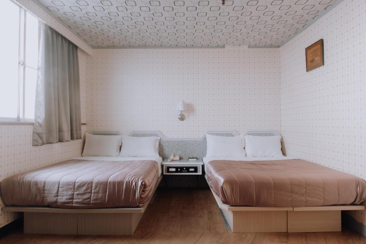 Tong Hsin Hotel Pingtung Ngoại thất bức ảnh